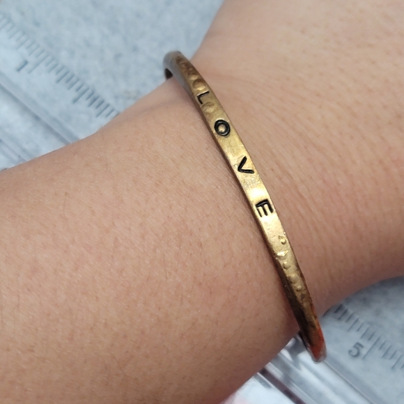 Brass "Love" bangle - Picture 3 of 9